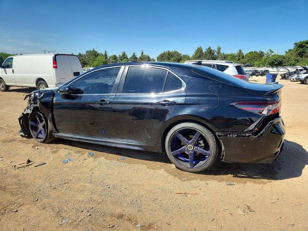 2021 TOYOTA CAMRY
