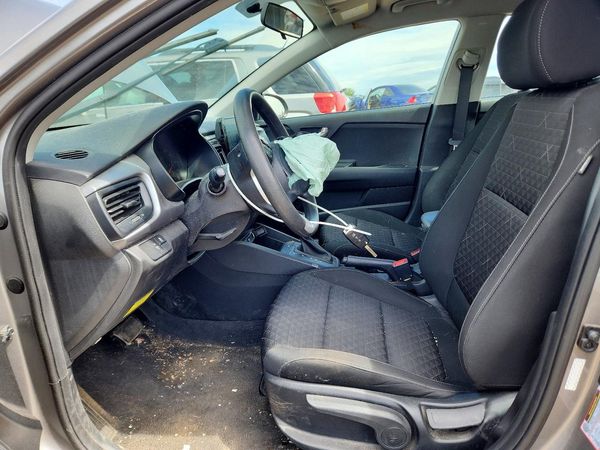 2022 KIA RIO LX, S