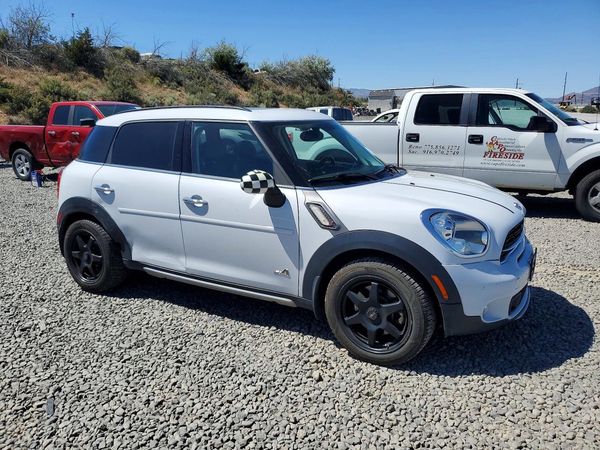 2016 MINI COOPER