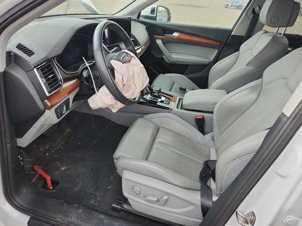 2021 AUDI Q5