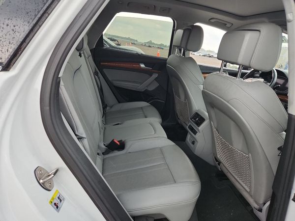 2021 AUDI Q5