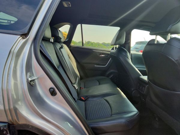 2021 TOYOTA RAV4 XSE HV