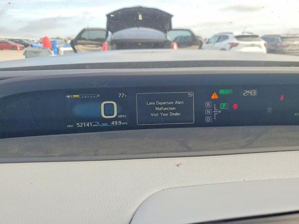2016 TOYOTA PRIUS