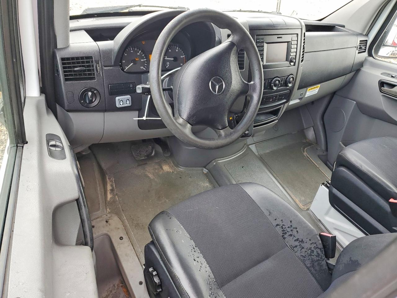 2014 MERCEDES-BENZ SPRINTER Standard / High