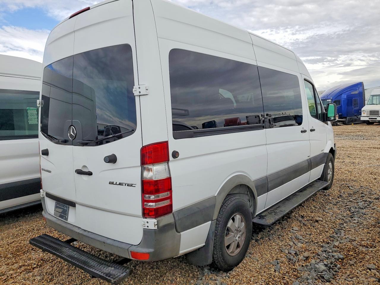 2014 MERCEDES-BENZ SPRINTER Standard / High