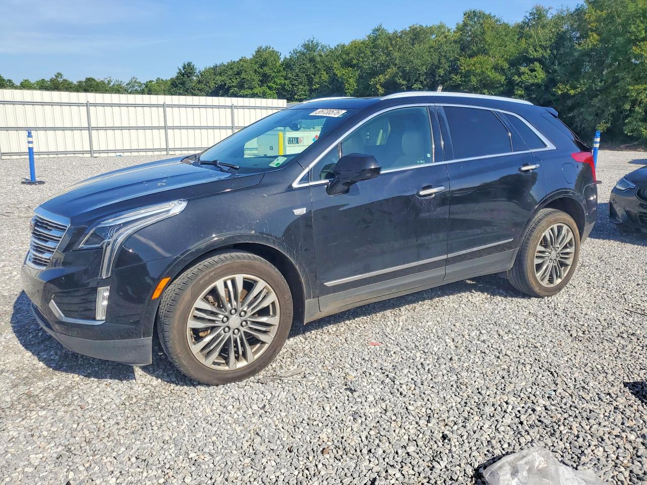 2017 CADILLAC XT5