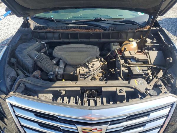 2017 CADILLAC XT5