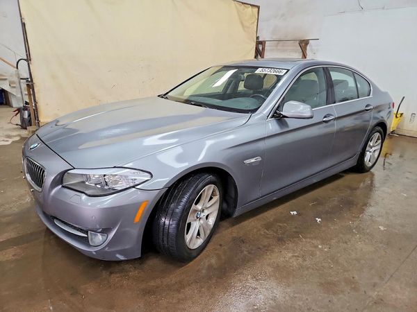 2012 BMW 528