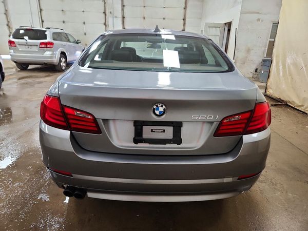 2012 BMW 528