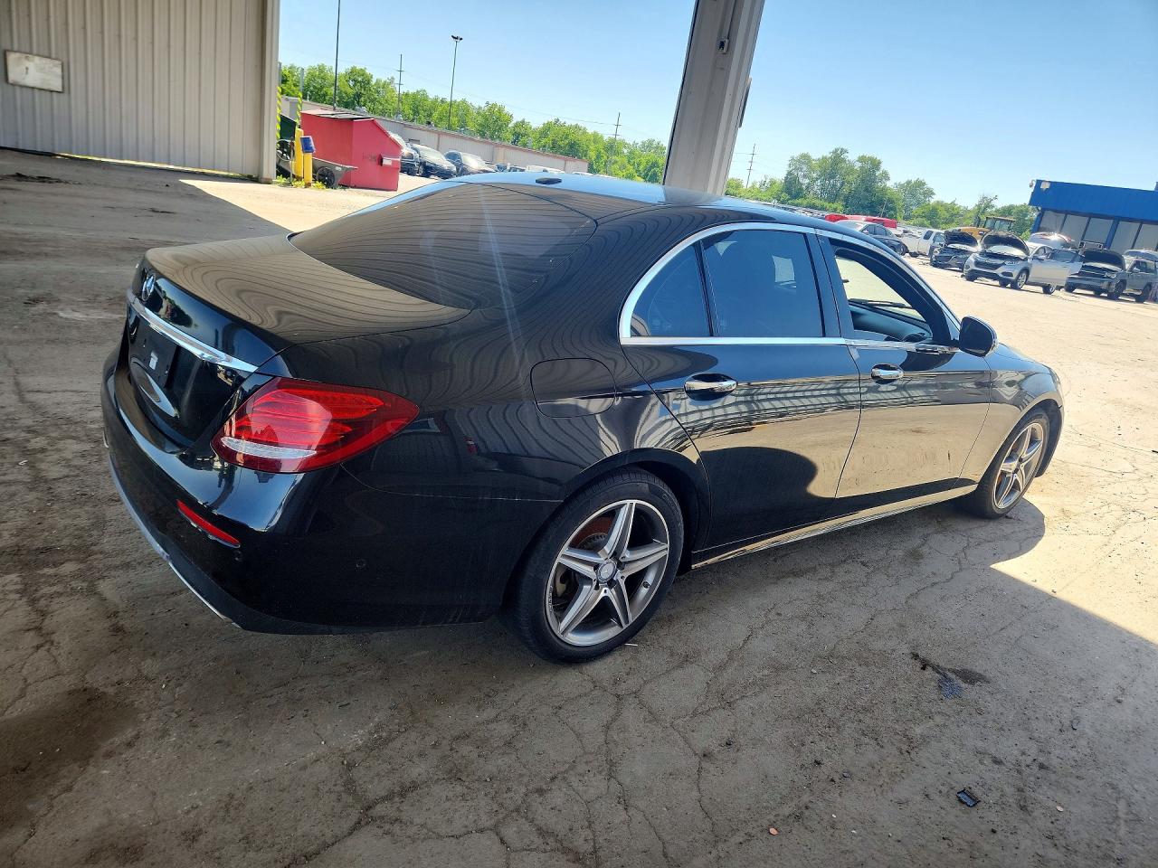 2017 MERCEDES-BENZ E E300