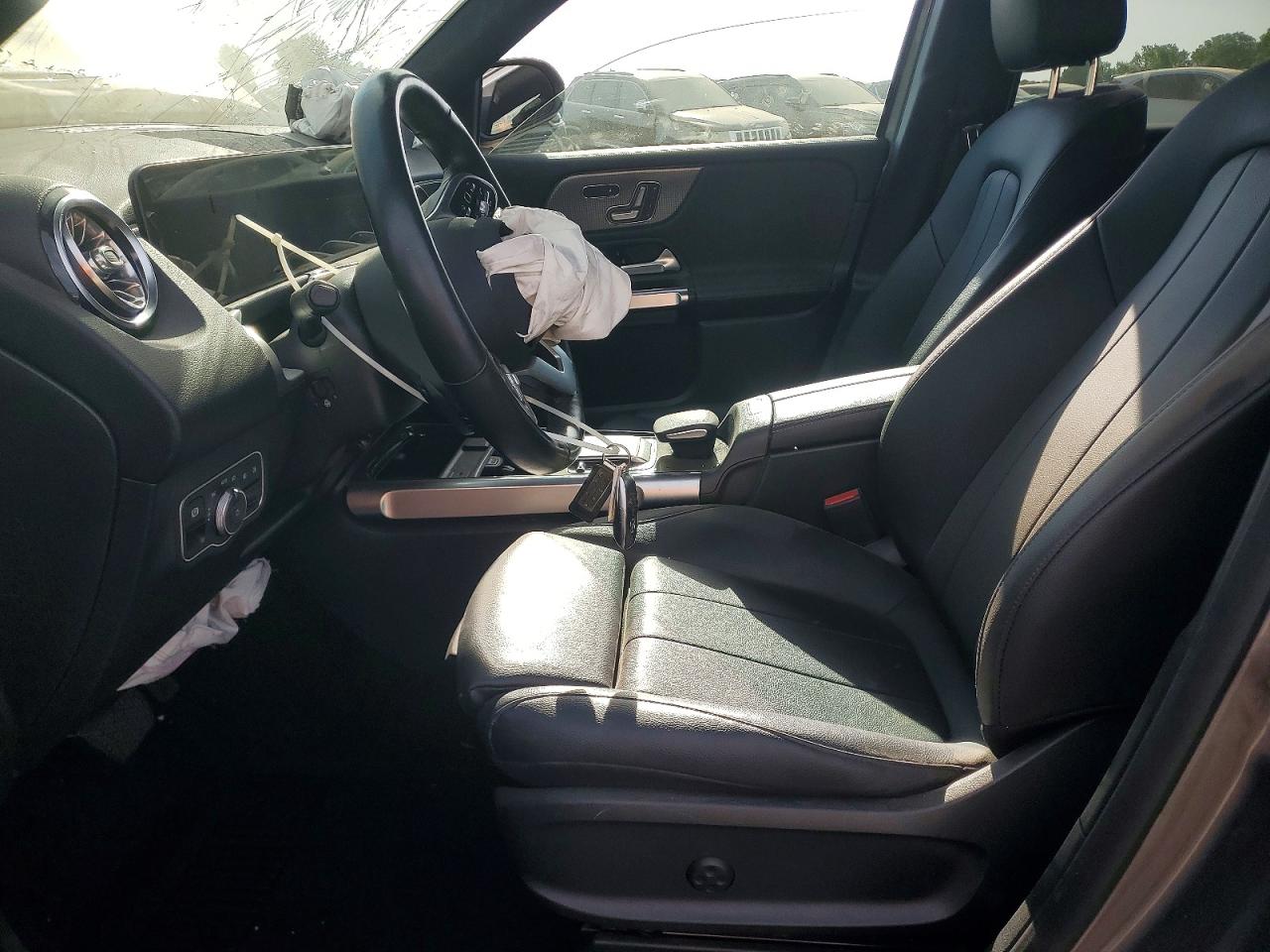 2021 MERCEDES-BENZ GLB GLB250-4M