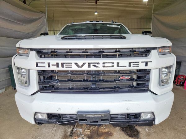 2022 CHEVROLET SILVERADO LT