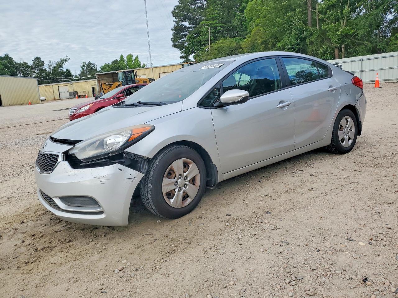 2016 KIA FORTE GL (Middle-Low Grade)