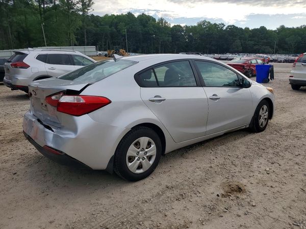 2016 KIA FORTE GL (Middle-Low Grade)