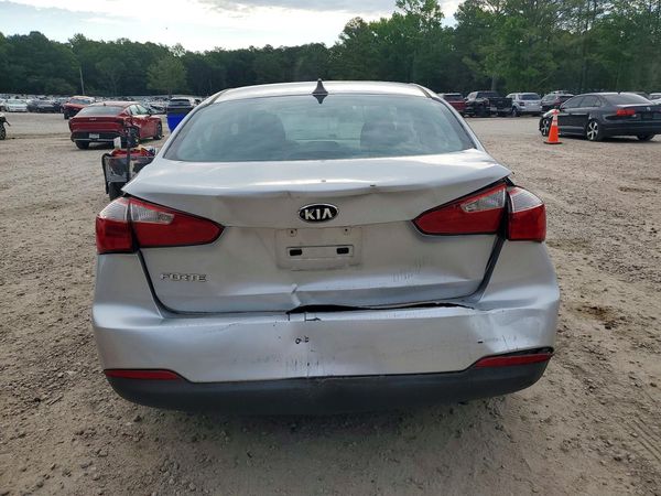 2016 KIA FORTE GL (Middle-Low Grade)