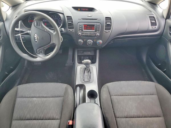 2016 KIA FORTE GL (Middle-Low Grade)