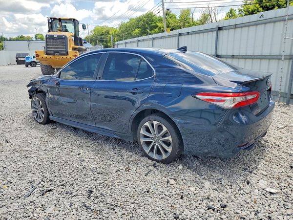 2019 TOYOTA CAMRY