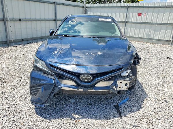 2019 TOYOTA CAMRY
