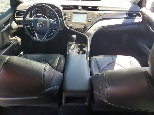 2019 TOYOTA CAMRY