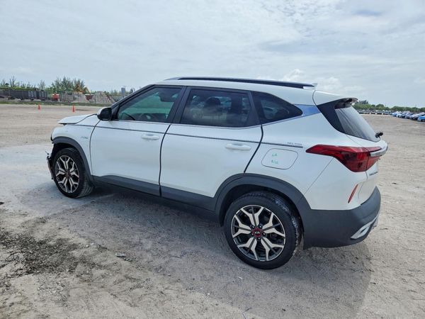 2021 KIA SELTOS S