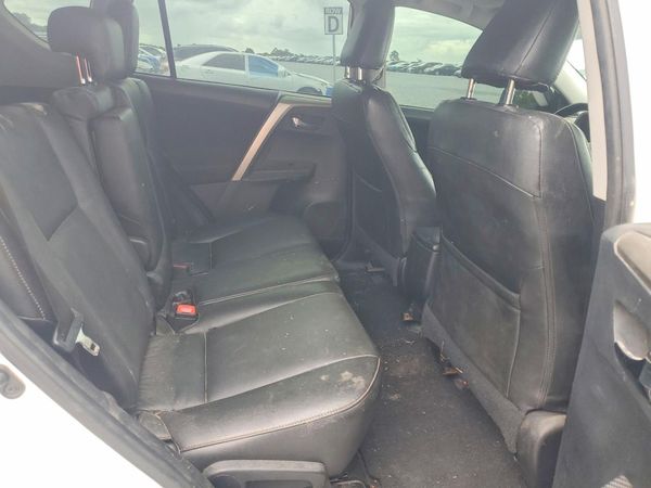 2014 TOYOTA RAV4 Sports