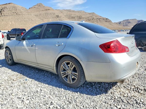 2013 INFINITI G37