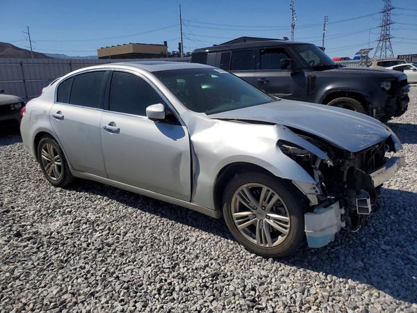 2013 INFINITI G37