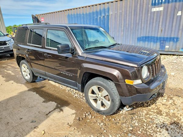2014 JEEP PATRIOT Sport — Passenger 3/4