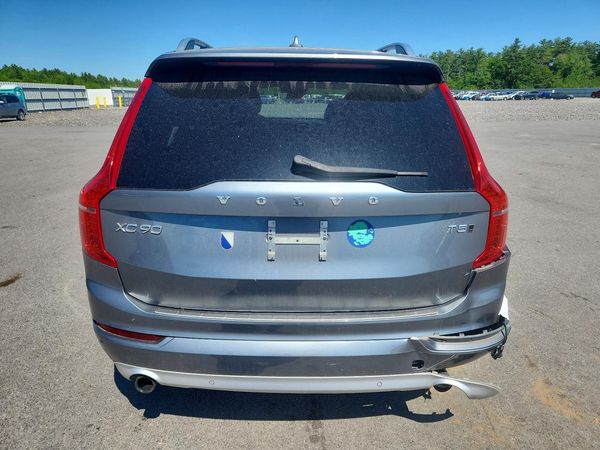 2018 VOLVO XC90