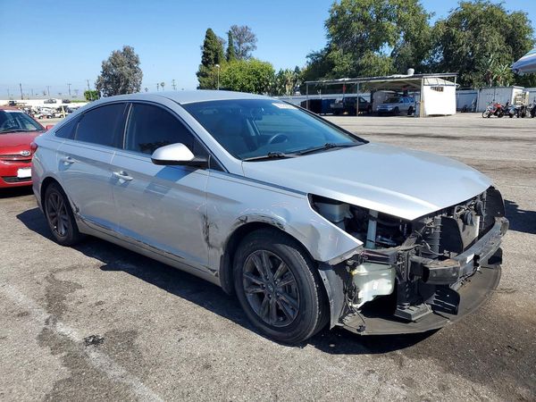 2015 HYUNDAI SONATA SE, ECO — Passenger 3/4