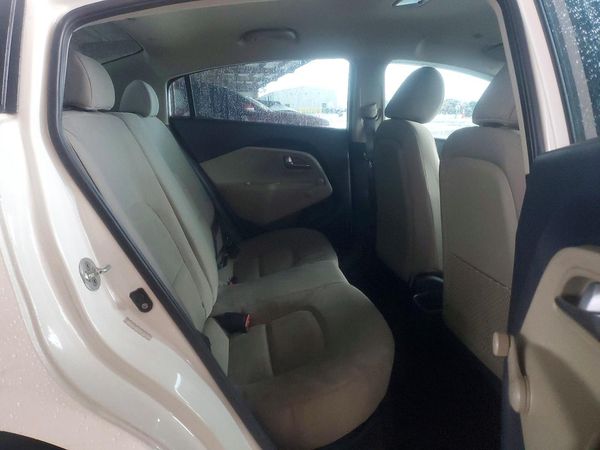 2016 KIA RIO LX A/T