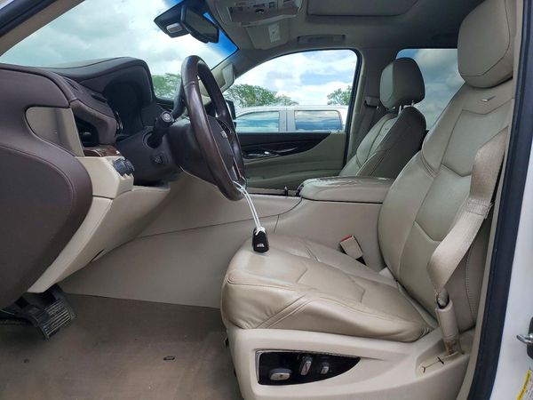 2016 CADILLAC ESCALADE ESV Luxury