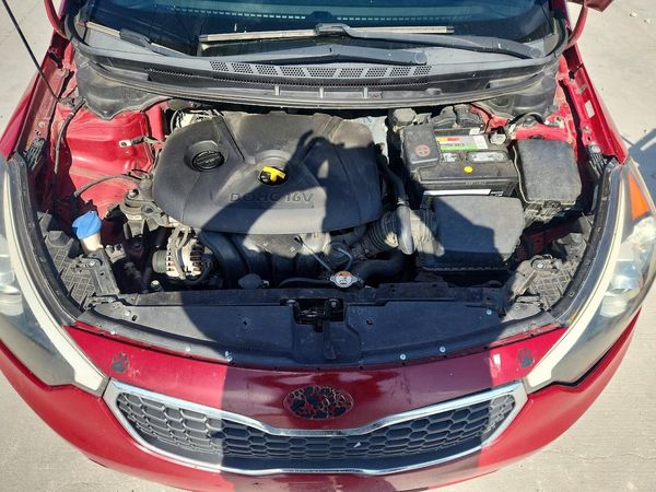 2016 KIA FORTE GL (Middle-Low Grade)
