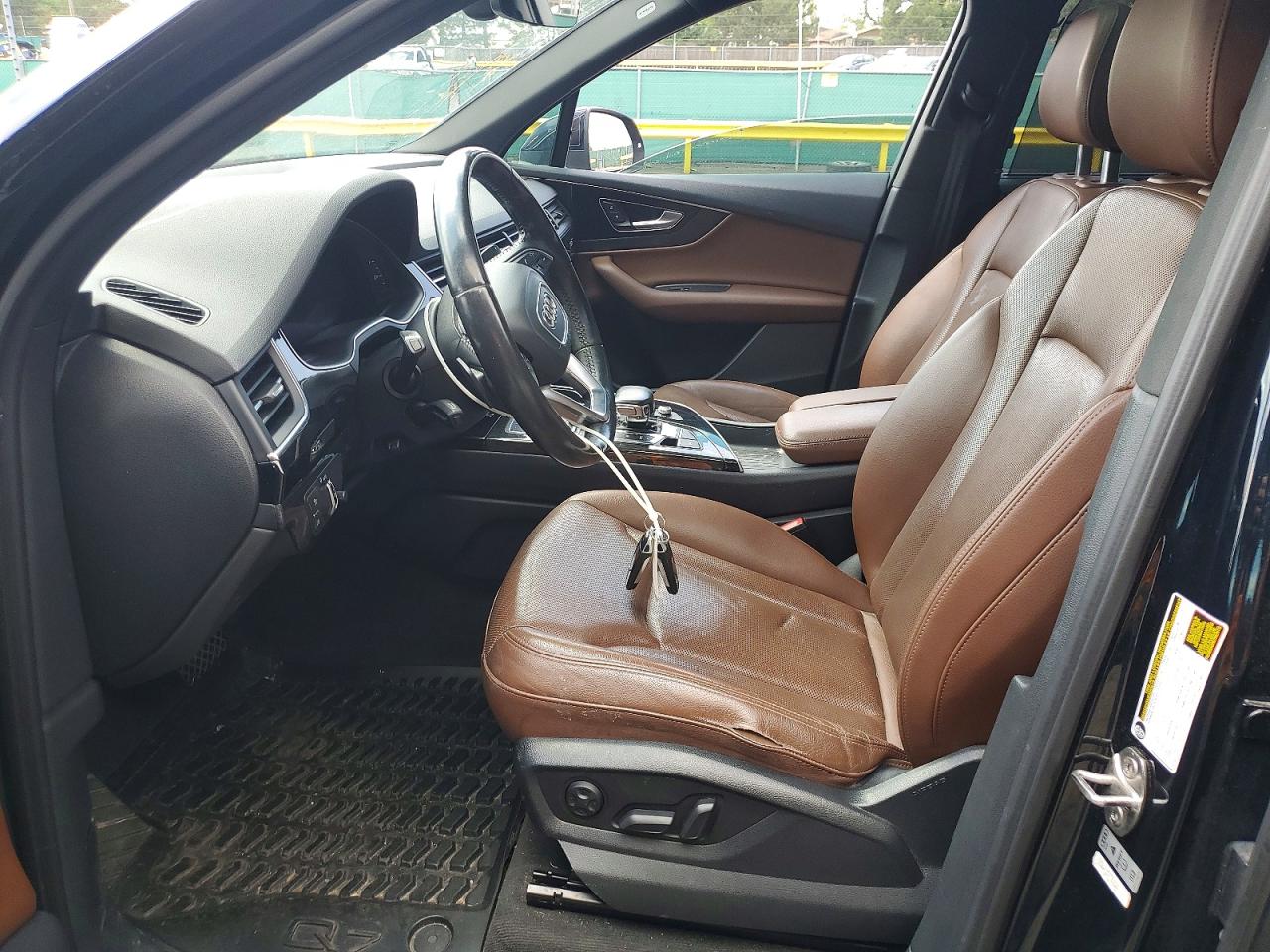 2017 AUDI Q7 quattro Premium Plus