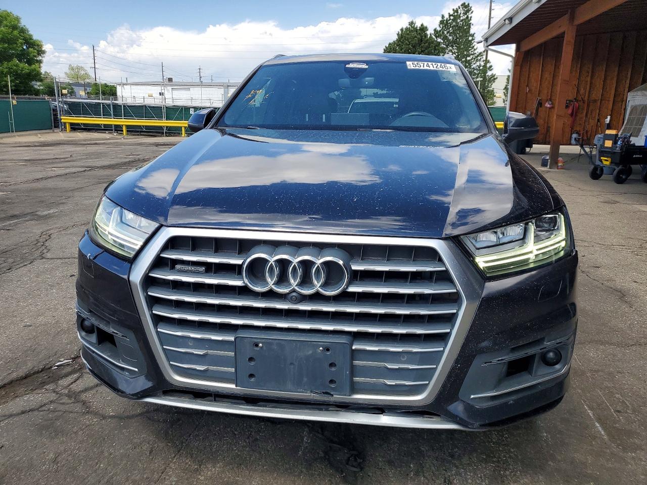 2017 AUDI Q7 quattro Premium Plus