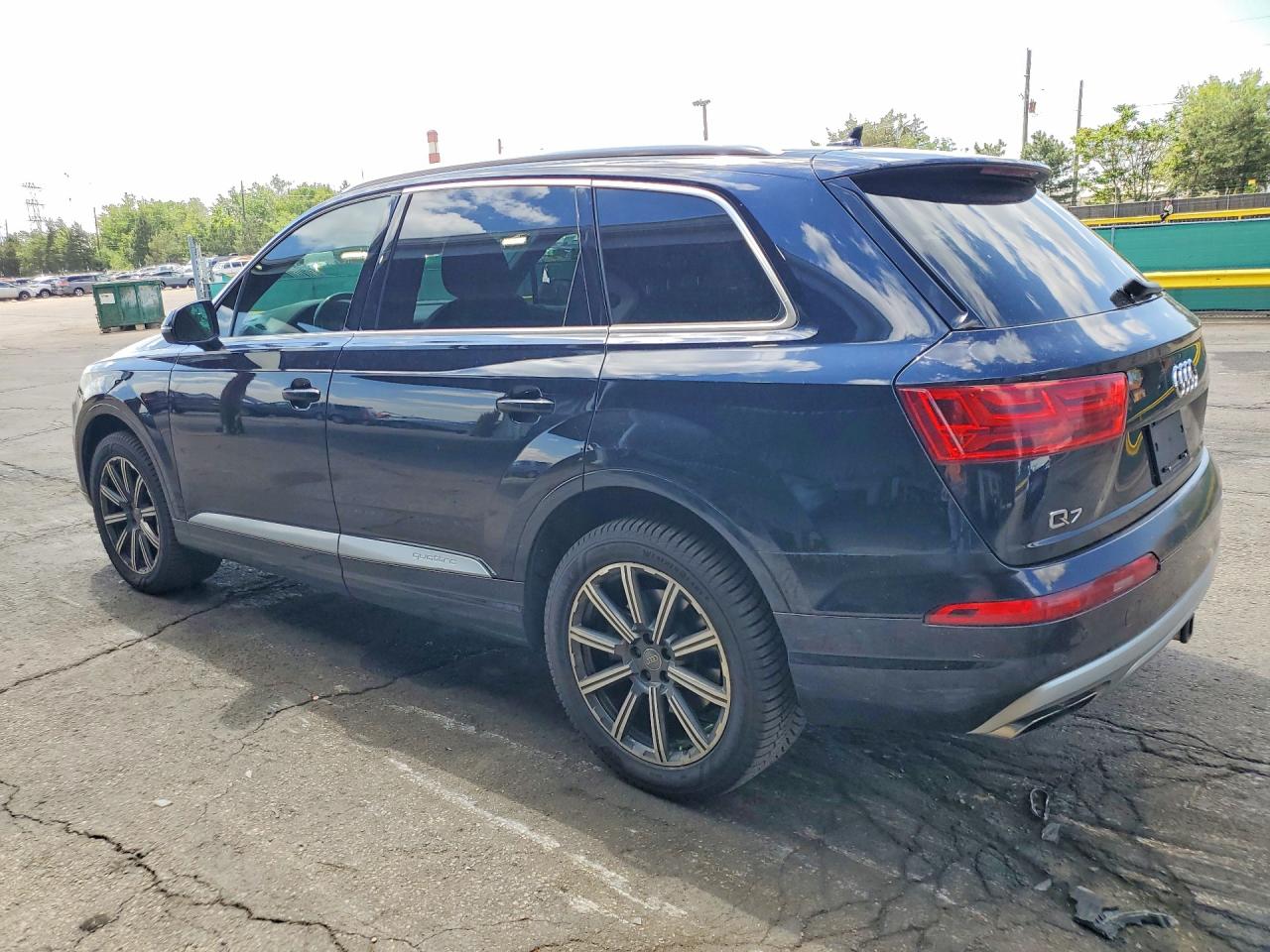 2017 AUDI Q7 quattro Premium Plus