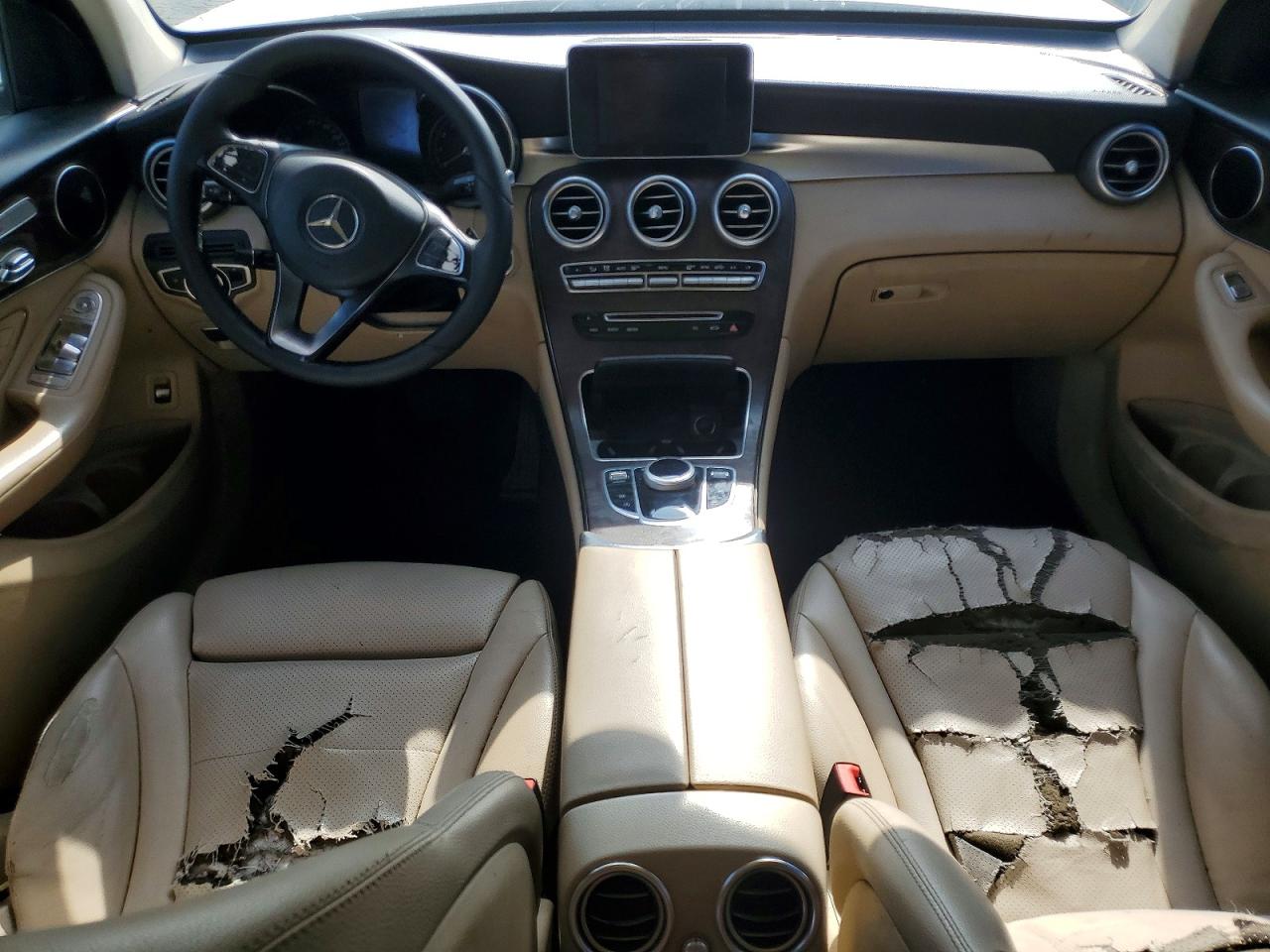 2019 MERCEDES-BENZ GLC GLC300