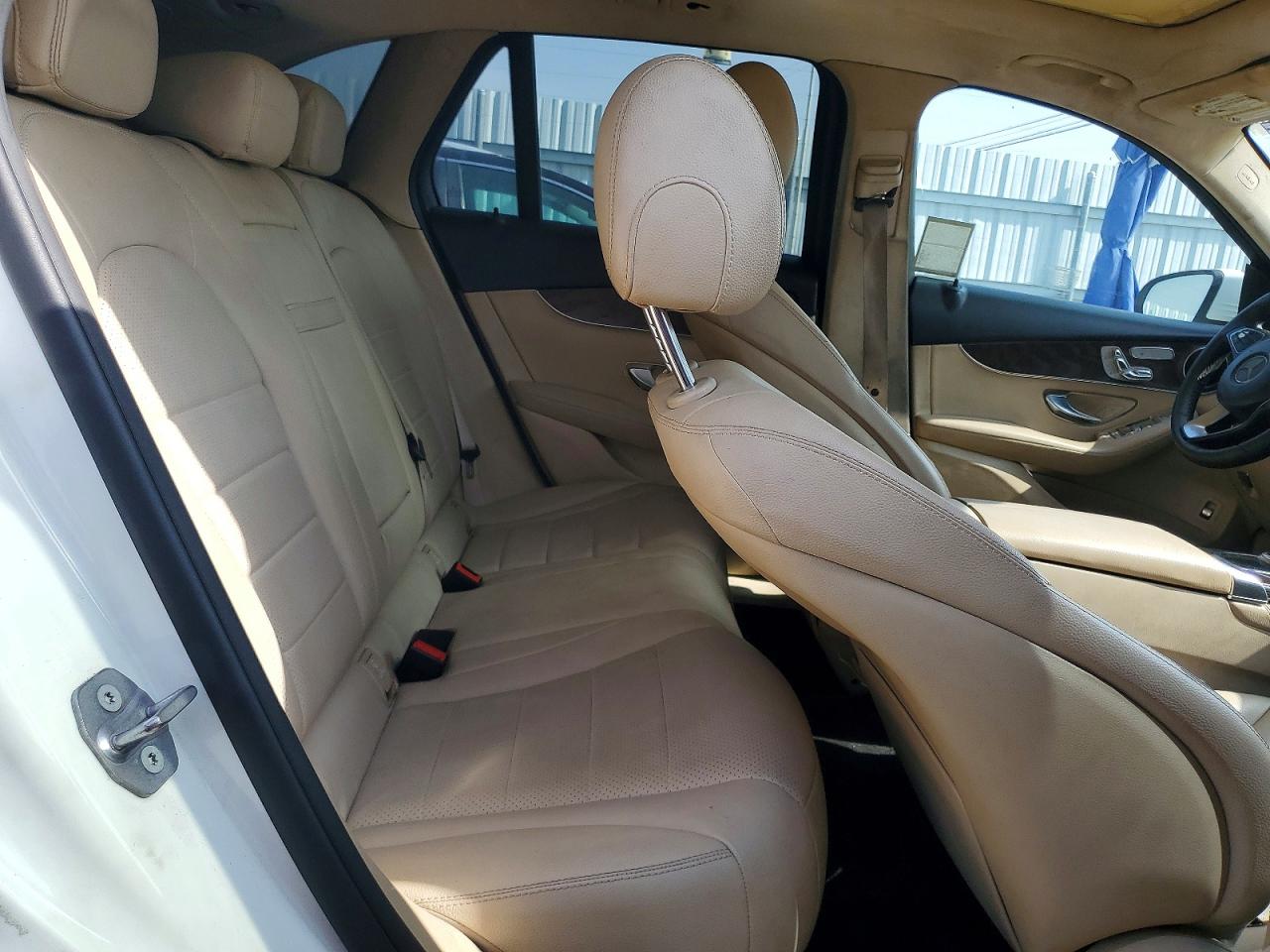 2019 MERCEDES-BENZ GLC GLC300