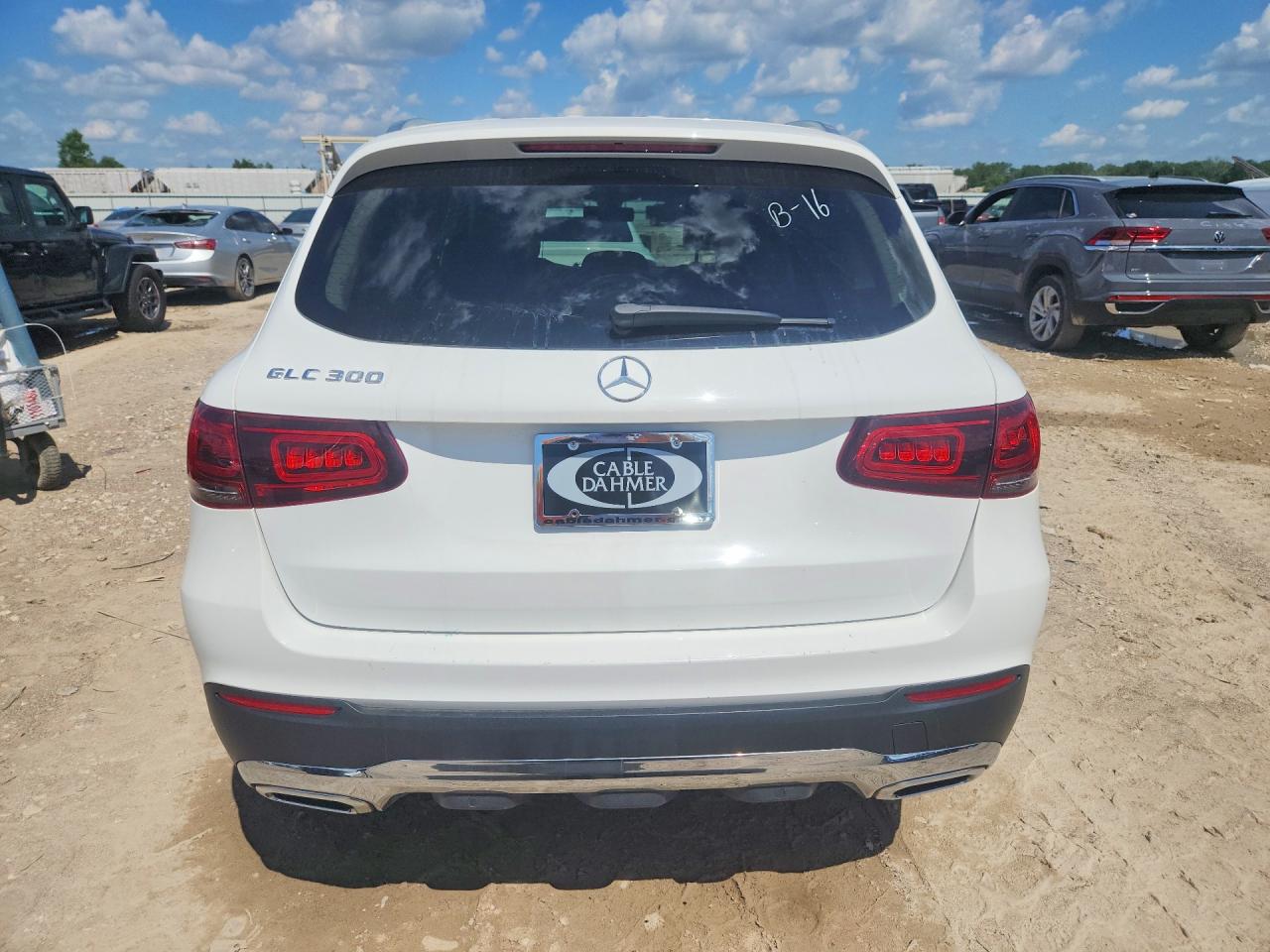 2020 MERCEDES-BENZ GLC GLC300