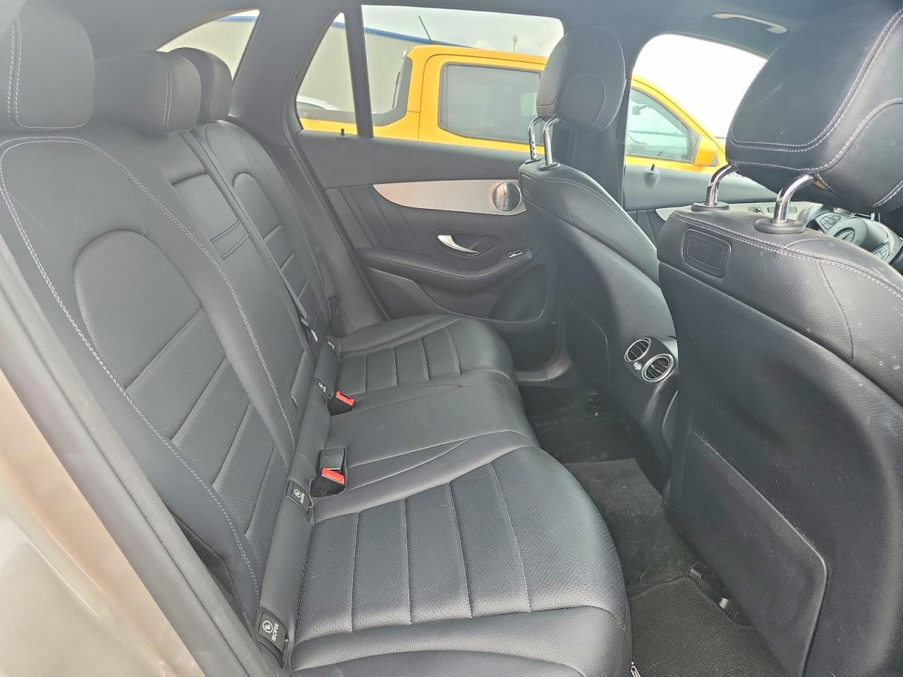 2019 MERCEDES-BENZ GLC GLC 300-4M