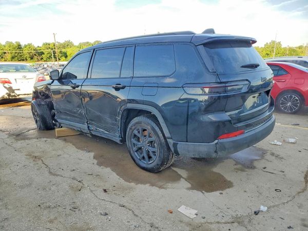 2024 JEEP GRAND CHEROKEE Laredo