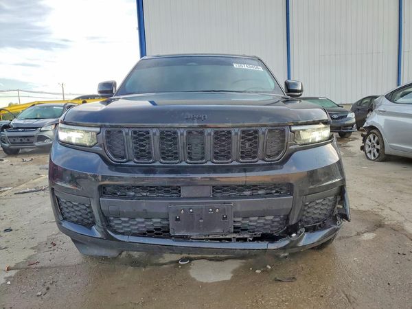 2024 JEEP GRAND CHEROKEE Laredo