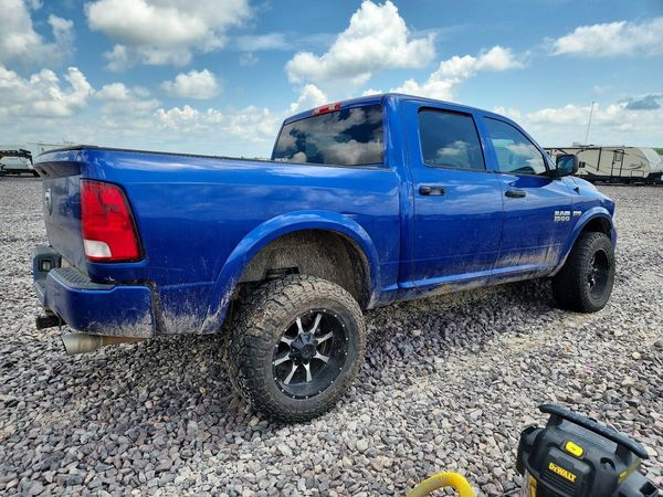 2014 RAM 1500 ST