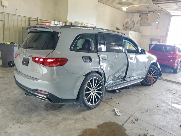 2024 MERCEDES-BENZ GLS