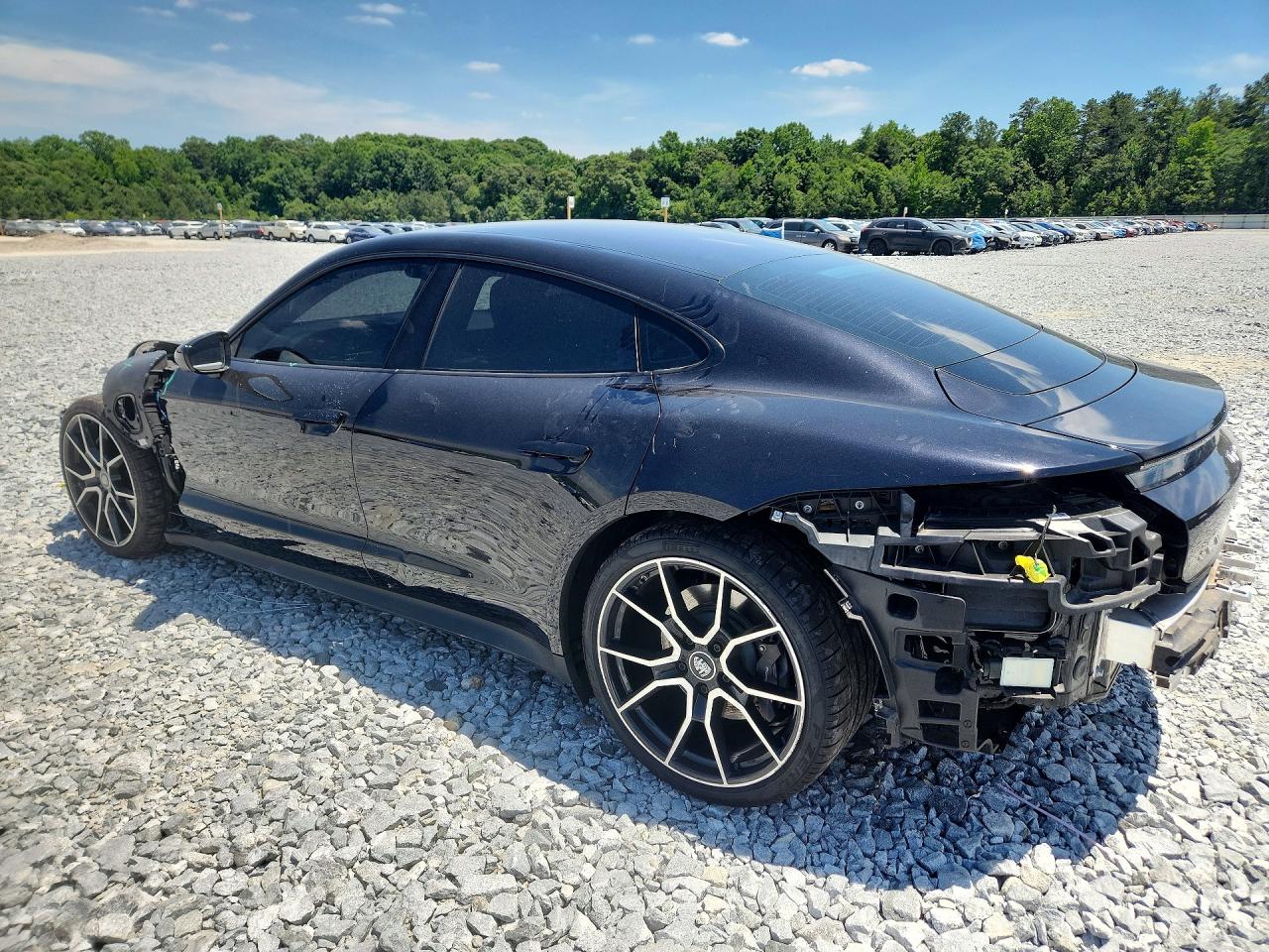 2022 PORSCHE TAYCAN