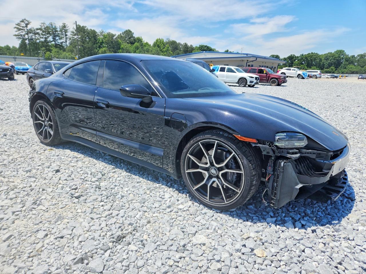 2022 PORSCHE TAYCAN