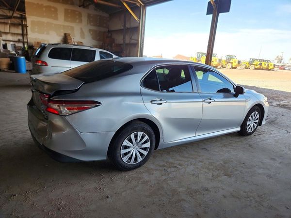 2020 TOYOTA CAMRY LE Hybrid