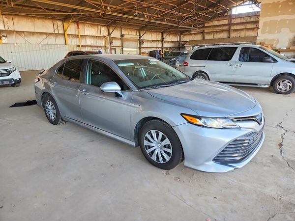 2020 TOYOTA CAMRY LE Hybrid