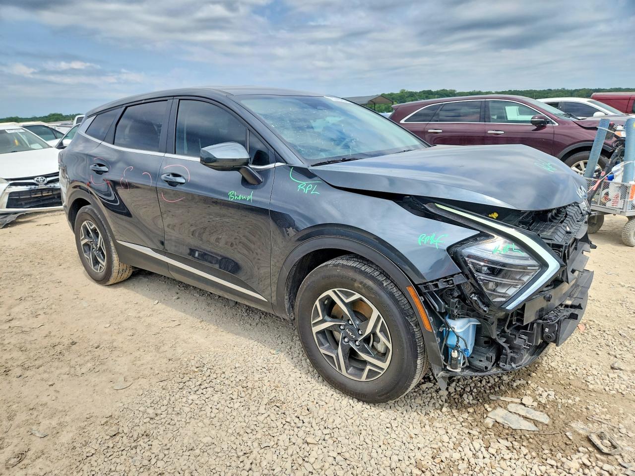 2025 KIA SPORTAGE LX