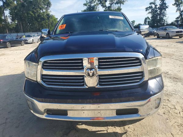 2013 RAM 1500 SLT